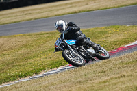 cadwell-park;cadwell-park-photographs;cadwell-trackday-photographs;enduro-digital-images;event-digital-images;eventdigitalimages;peter-wileman-photography;racing-digital-images;trackday-digital-images;trackday-photos